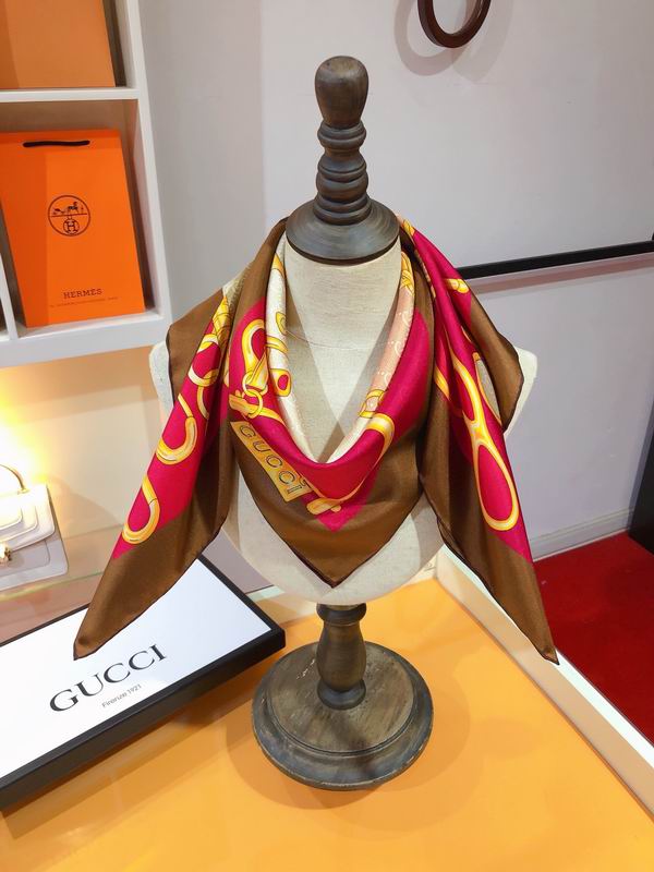Gucci silk scarf 90X90cm E16 (11)